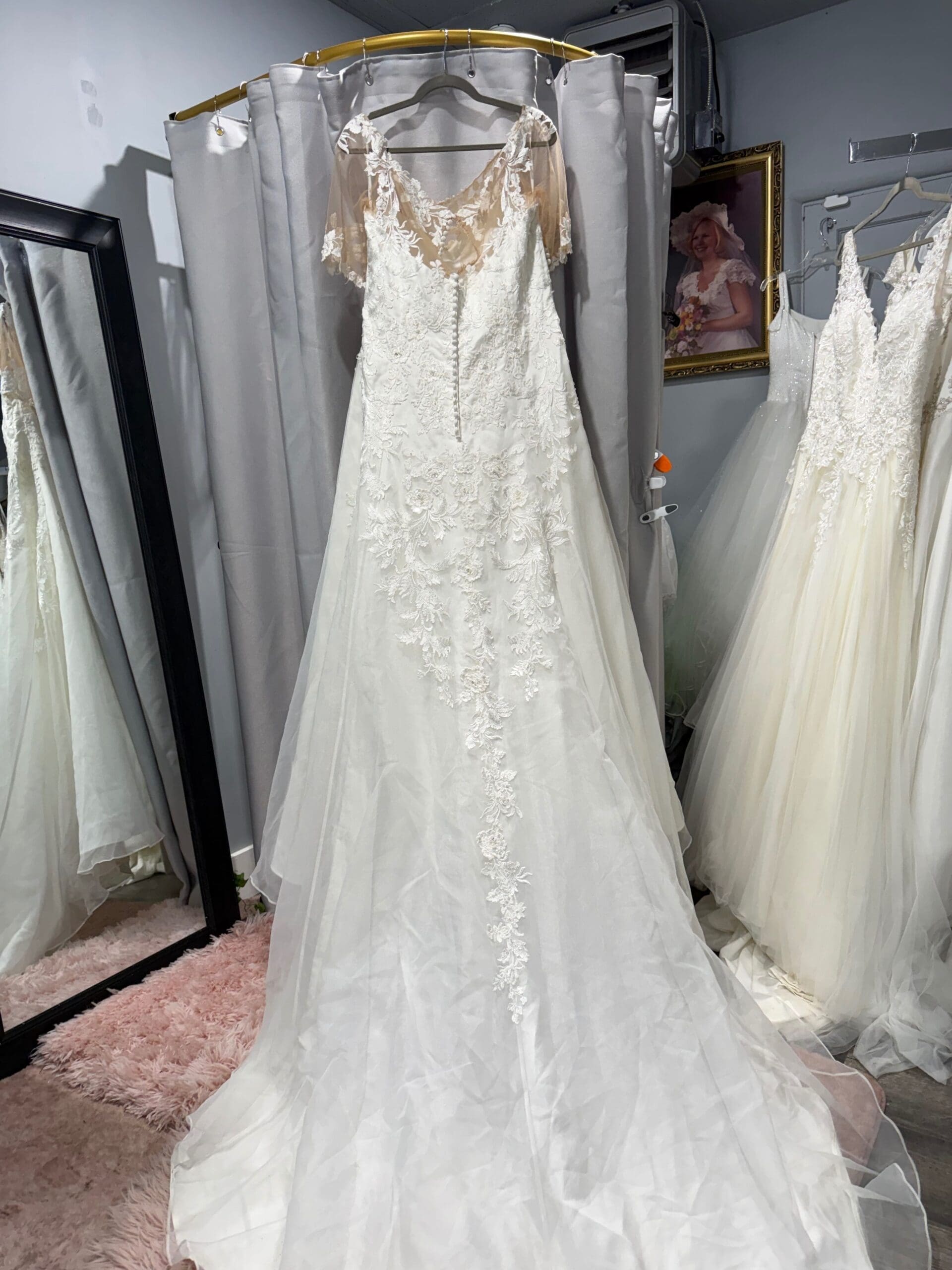 Elegant lace